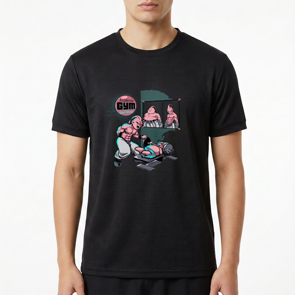Camiseta com estampa frontal de quadrinhos mostrando personagens musculosos na academia, incluindo cenas de treino e um espelho refletindo um fisiculturista.