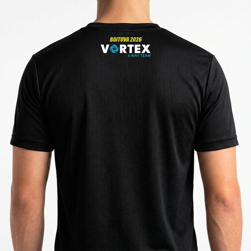 Camiseta com estampa frontal de "Feel the Vortex!" acompanhada de um símbolo estilizado, e estampa traseira de "Boituva 2026 VORTEX 4 WAY TEAM".