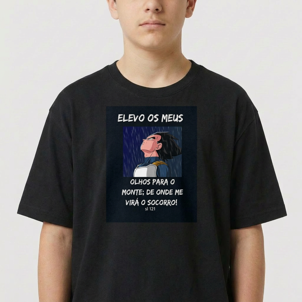 Camiseta com estampa frontal de personagem olhando para cima, texto "ELEVO OS MEUS OLHOS PARA O MONTE; DE ONDE ME VIRÁ O SOCORRO?" e referência bíblica.