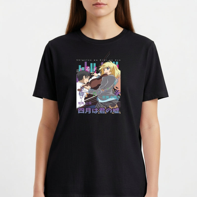 Camiseta com estampa frontal de dois personagens estilo anime, um rapaz e uma moça, acompanhados de instrumentos musicais e elementos urbanos ao fundo.