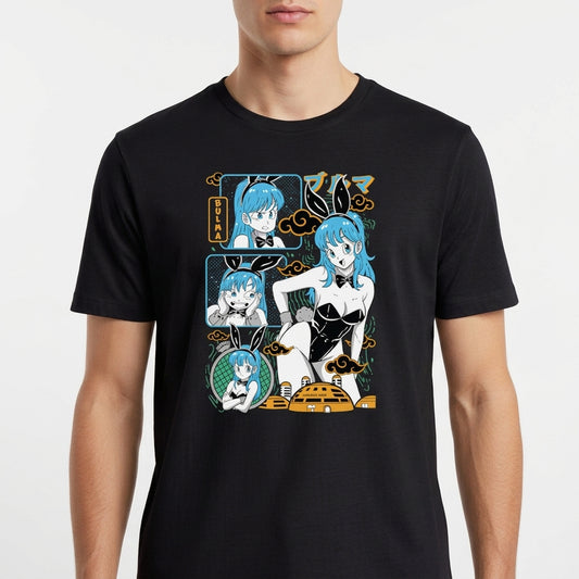 Camiseta com estampa frontal de personagem em estilo quadrinhos, mostrando várias expressões e poses, com elementos gráficos ao redor.