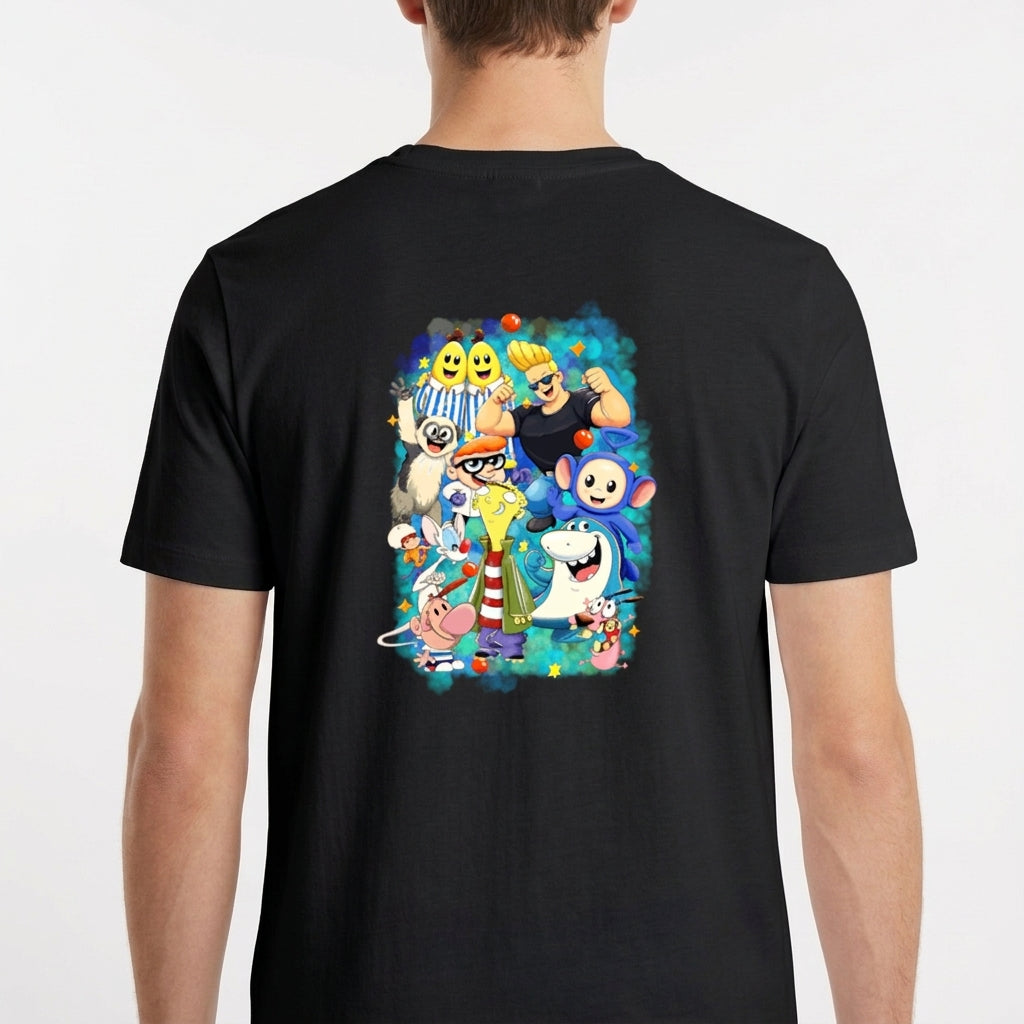 Camiseta com estampa frontal de assinatura curva estilizada pequena no canto superior e estampa traseira de personagens caricatos e sorridentes em grupo colorido.