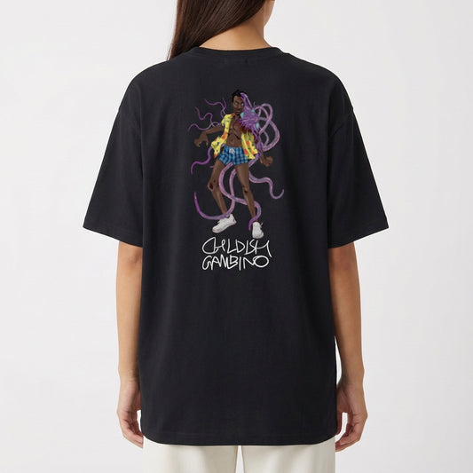 Camiseta com estampa frontal de "Telegraph Ave, Oakland" e estampa traseira de personagem estilizado com tentáculos e texto "Childish Gambino".