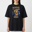 Camiseta com estampa frontal de imagem de Maria com manto, cercada por anjos, acompanhada de coroa e frases "Mãe de Jesus" e "Com Deus nada é impossível".