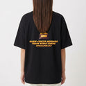 Camiseta com estampa frontal de troféu pequeno à esquerda e estampa traseira de grande troféu acompanhado da frase "QUEM VENCER HERDARÁ TODAS ESSAS COISAS APOCALIPSE 21:7".