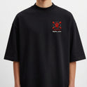 Camiseta com estampa frontal de coração entre halteres com "PERSONAL @jefte_sales" e estampa traseira ampliada do mesmo design detalhado.