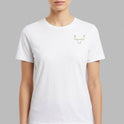 Camiseta com estampa frontal de cabeça de touro estilizada no canto superior e estampa traseira de touro com texto "Jeito Marujo" sobreposto.
