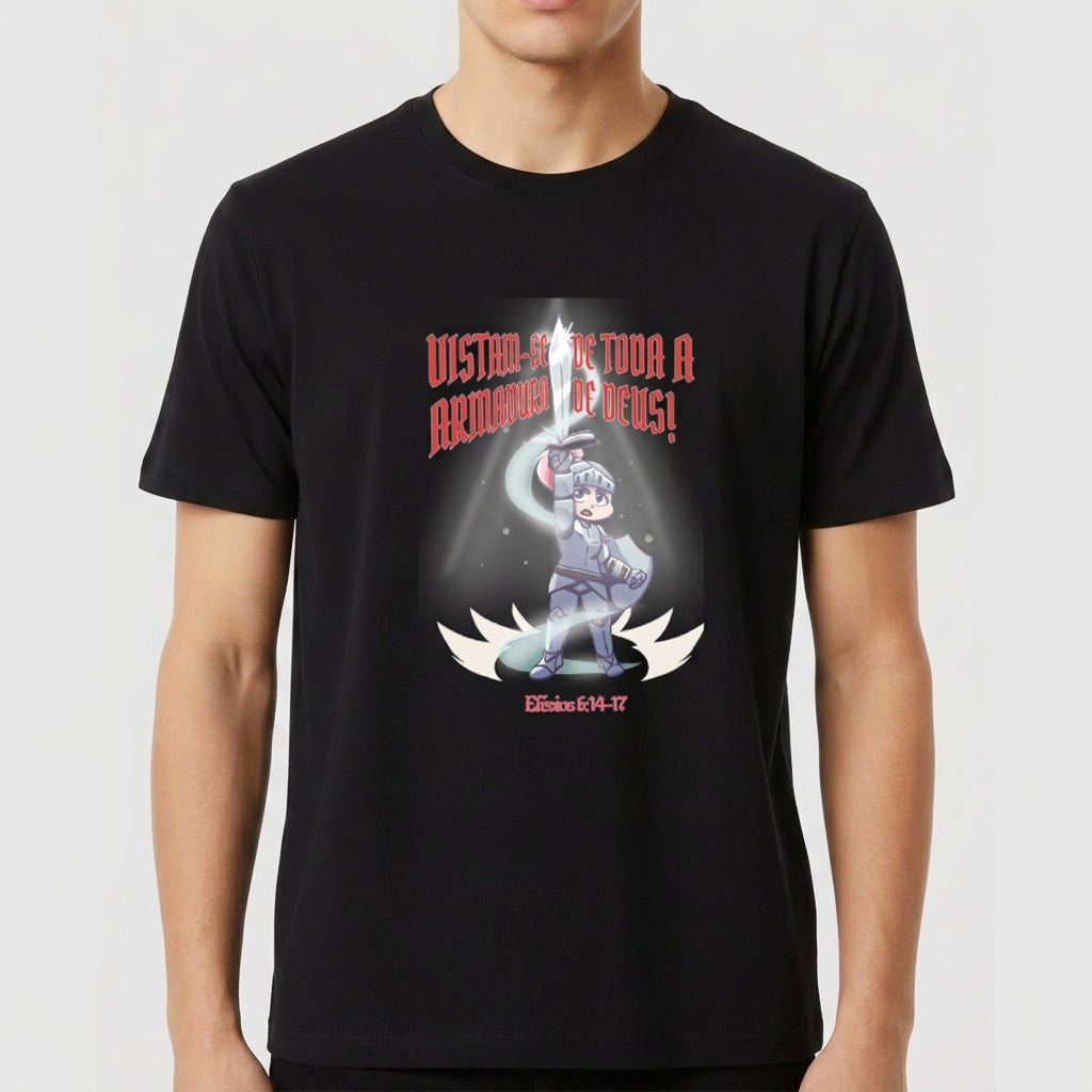 Camiseta com estampa frontal de personagem em armadura segurando uma espada, com texto estilizado acima e referência bíblica na parte inferior.