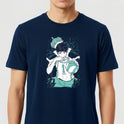 Camiseta com estampa frontal de jogador de vôlei segurando bola, com expressão concentrada, usando uniforme esportivo e uma coroa estilizada na cabeça.